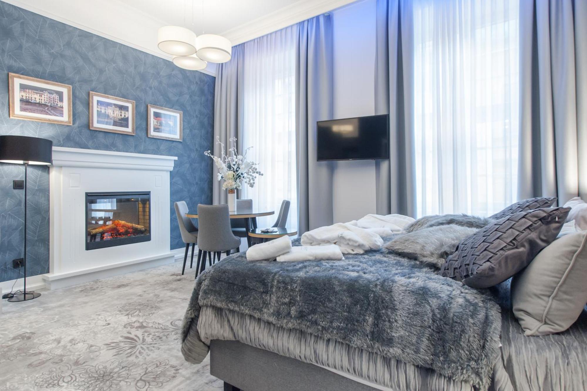 Vinfort Aparthotel Краков Экстерьер фото
