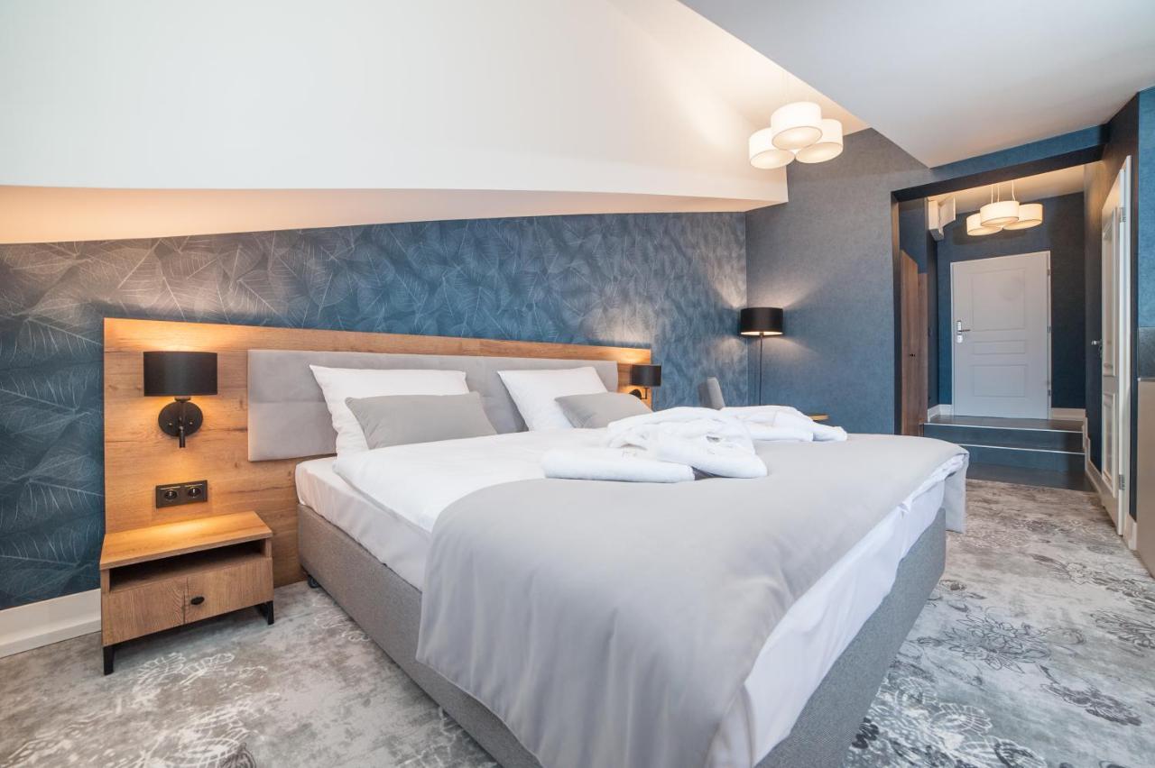 Vinfort Aparthotel Краков Экстерьер фото